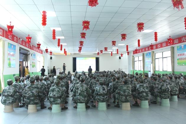 河南漯河问题少年叛逆厌学学校好不好?(图1) 河南漯河问题少年叛逆厌学学校好不好?(图1)